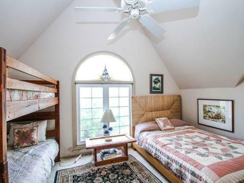 Seatowne - 36912 Bayside
