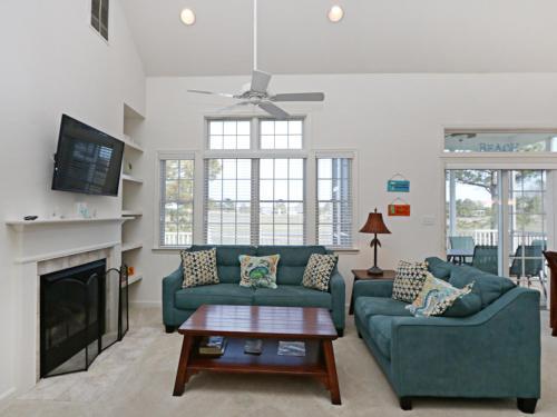 Bear Trap Dunes - 169 October Glory