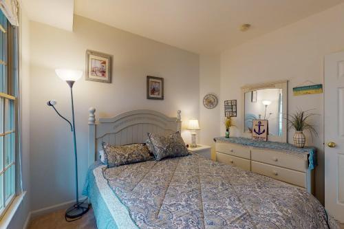 Bear Trap Dunes - 128c October Glory