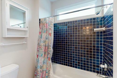 Quillens Point - 38759 Apple