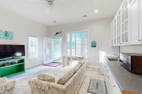 Quillens Point - 38759 Apple