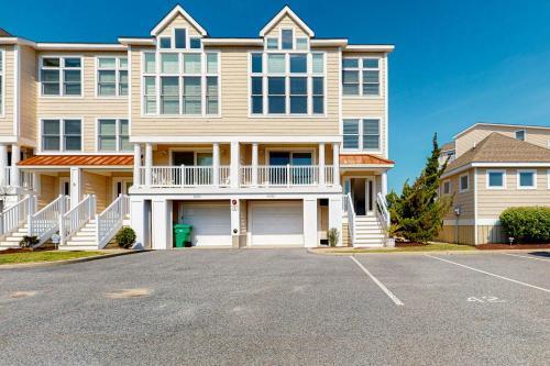 Salt Meadows - 40142 Salt Meadows