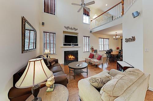 New Listing! Waterfront Home With Screened Porch Home