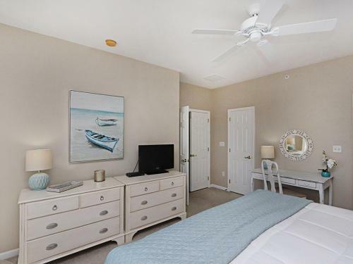 Bear Trap Dunes - 83b October Glory