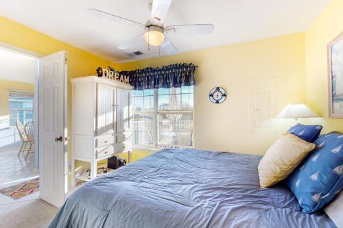 Bethany Bay - 4305 Pettinaro
