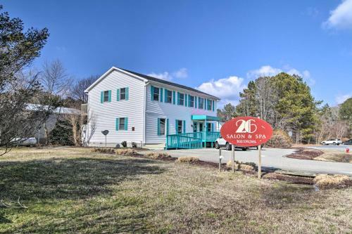 Pet-friendly Abode 2 Mi To Bethany Beach!