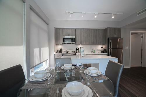 Waterfront Apartments 30 Day Rentals