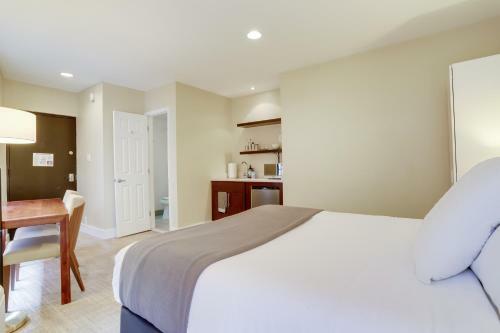 Hotel Sojourn At Dupont Place