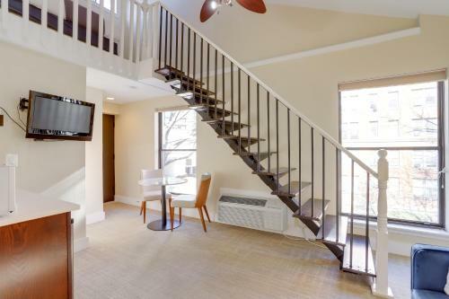 Hotel Sojourn At Dupont Place