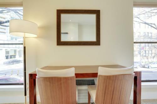 Hotel Sojourn At Dupont Place