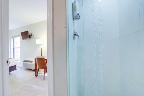 Hotel Sojourn At Dupont Place