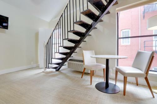 Hotel Sojourn At Dupont Place