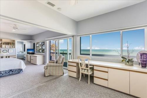 Flamingo Bay Home