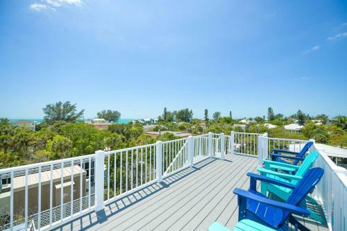 Anna Maria Beach House By Ami Locals