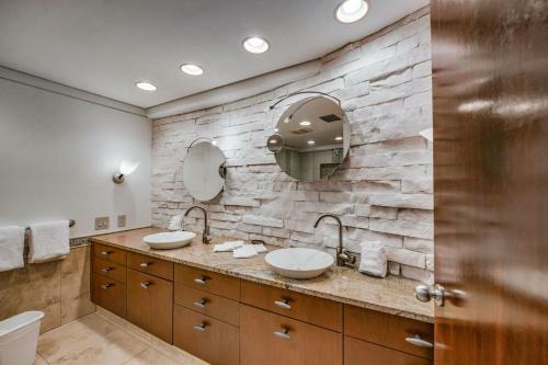 Grande Haven By Ami Locals