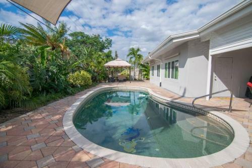 Chic Private Pool Home Minutes To Bonita Beaches