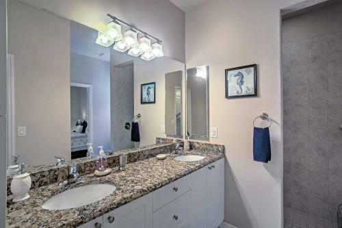 Bokeelia Cottage With Private Pool And Tiki Bar!