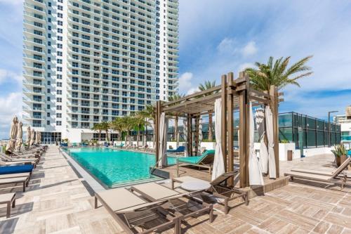 Apartamento Hyde Beach House Luxury Condo-resort Condo