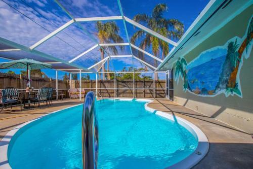 Home With Lanai And Pool - 7 Miles To Bradenton Beach!