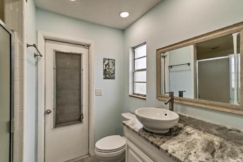 Canalfront Bradenton Home With Dock And Pool!