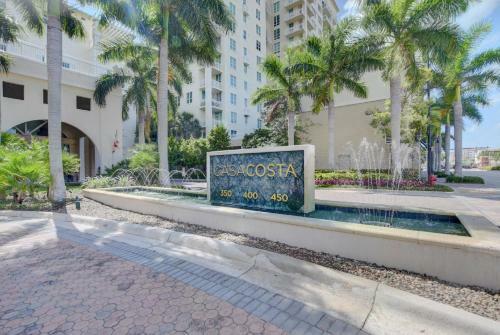New One Bedroom In Lux Condo Casa Costa