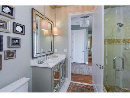 Dockside Darling Home