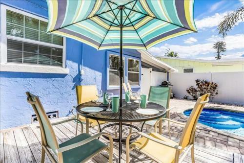 Violetta Cottage Home
