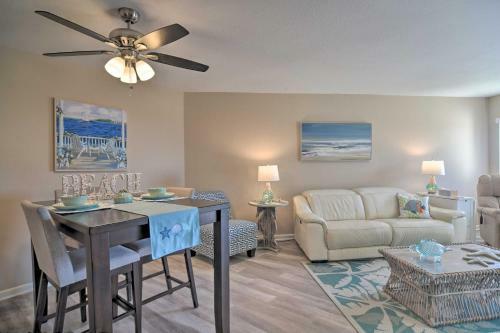 Apartamento Renovated Beach Nook With Lanai, Steps From Gulf