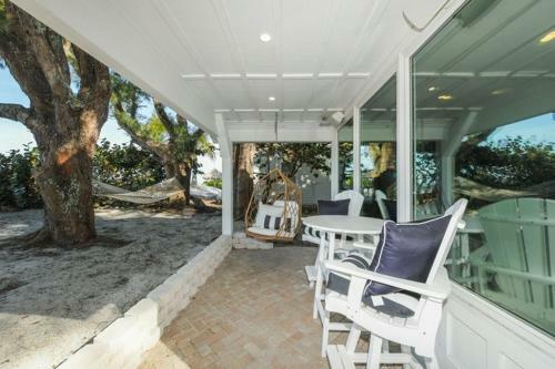 2216 Gulf Dr Home