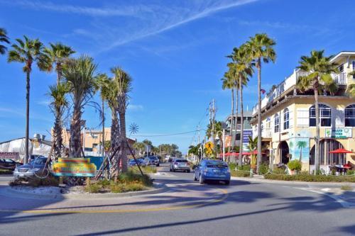 Paradise Beach - East 2414