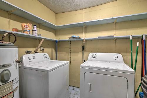 Pet-friendly Brooksville Cottage With Fire Pit!