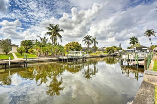 Modern Cape Coral Home With Pool, Dock And Gulf Access