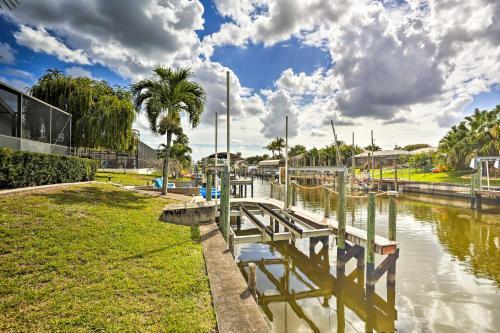 Modern Cape Coral Home With Pool, Dock And Gulf Access