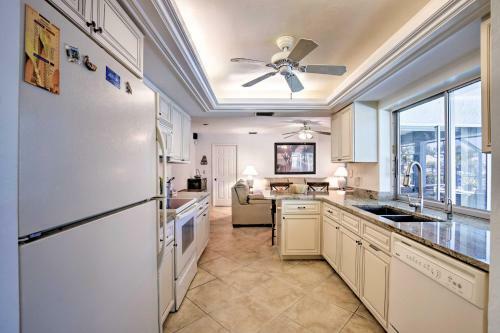 Cape Coral Home With Gulf And Dock Access