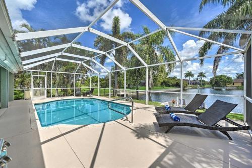 Canalfront Cape Coral Escape With Pool, Dock And Kayaks