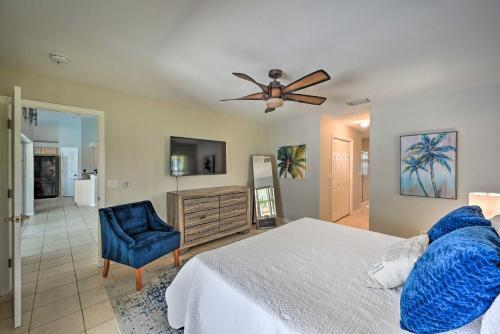 Canalfront Cape Coral Escape With Pool, Dock And Kayaks