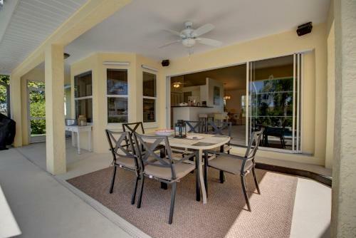 Villa Sunny Side Up