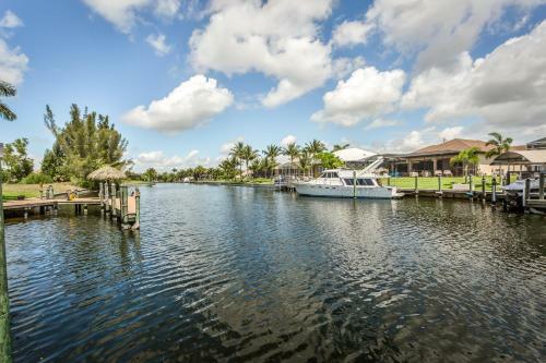 4 Bed 4 Bath Apartment In Cape Coral