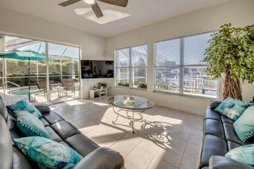 Flamingo Dream Vacation Villa