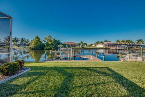 Flamingo Dream Vacation Villa