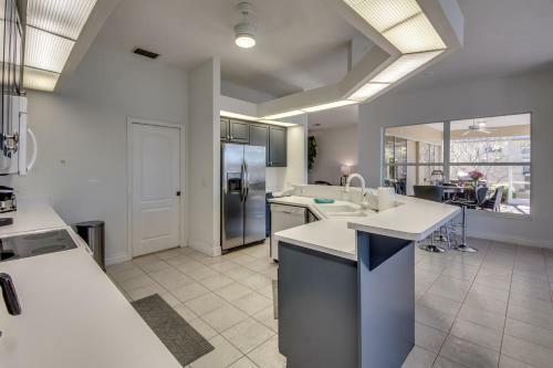 Flamingo Dream Vacation Villa