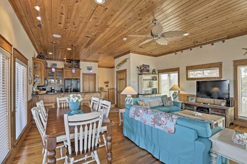 Riverfront Carrabelle Home With Patio And Private Dock