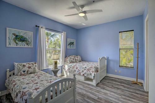 Oceanfront Island Escape With Golf Cart And Decks