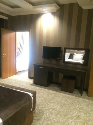 Neapol Hotel