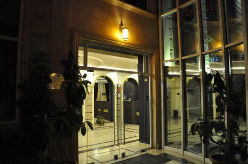 Neapol Hotel