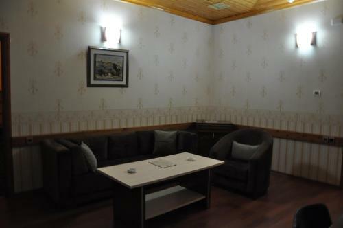 Neapol Hotel