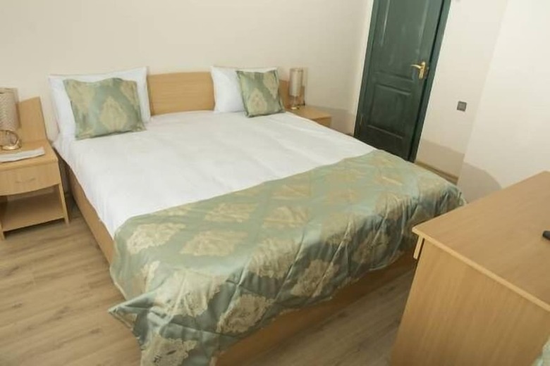 City Walls Hotel