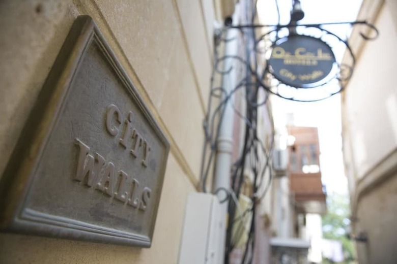 City Walls Hotel