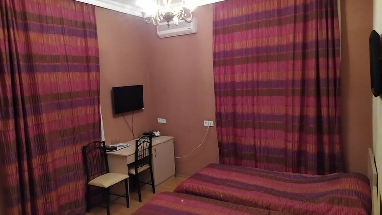 Buta Hotel