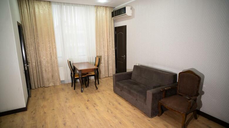 Consul Hotel